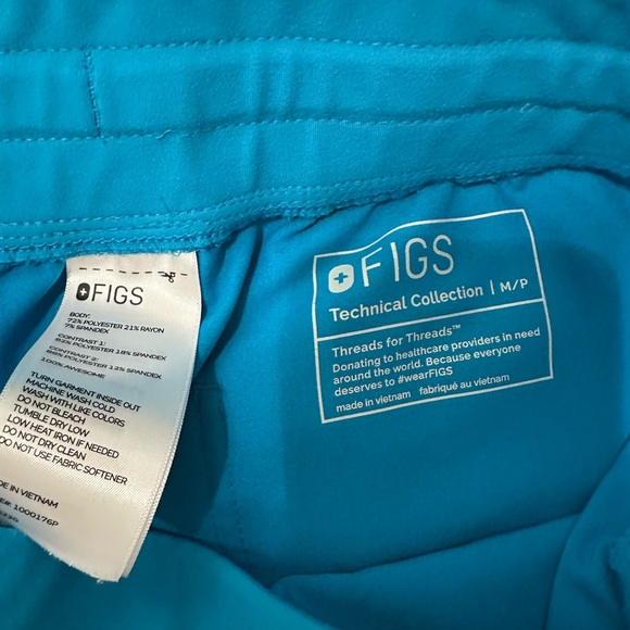 FIGS scrub set women’s - Picture 3 of 3